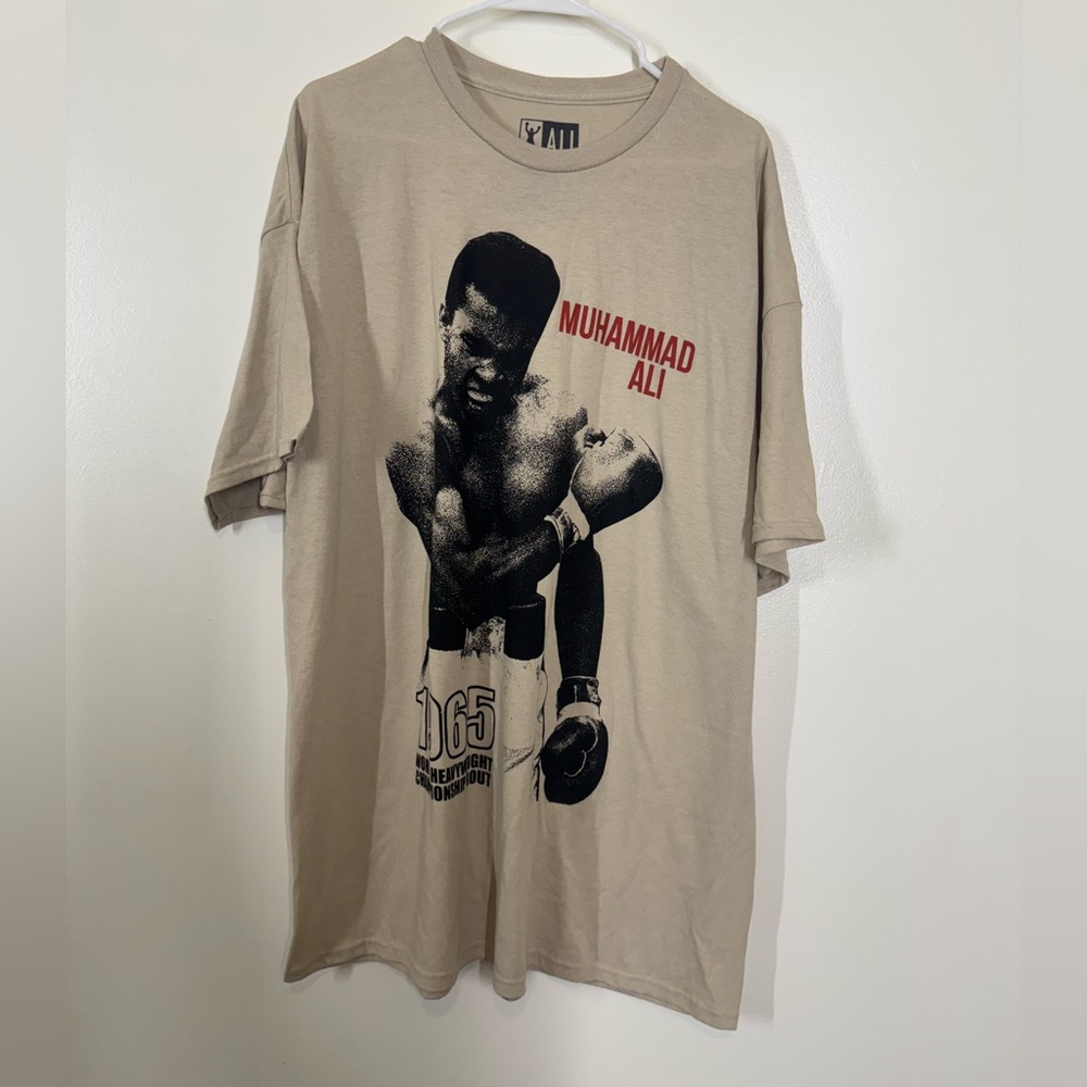 Muhammad Ali Graphic T-Shirt VINTAGE Tan 2XL Men’s Short Sleeve Crew Neck Cotton